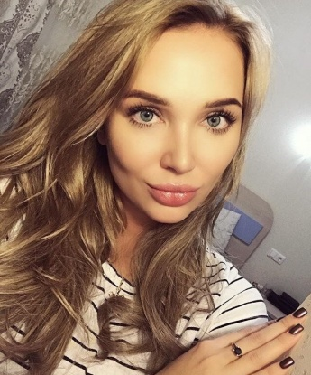 Анкета проститутки Виктория - город Уро, 26 лет, №11606